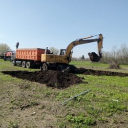 Копаем котлован под плитный фундамент