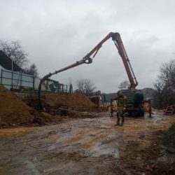 Заливка стен монолитного погреба в Воронеже